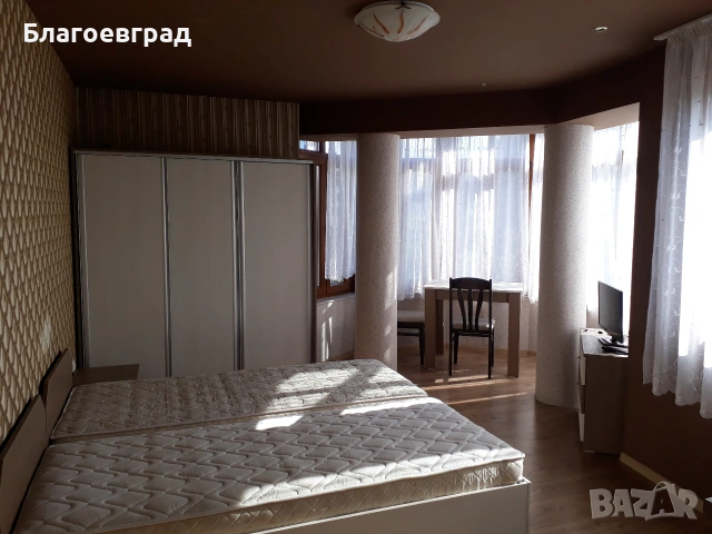 Самостоятелна обзаведена стая до ЮЗУ  Благоевград