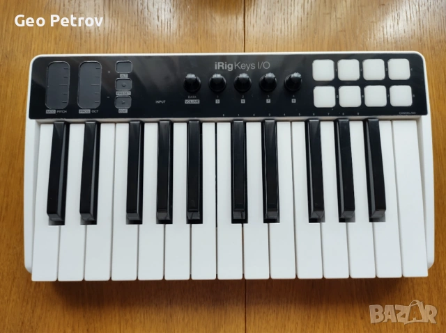IK Multimedia iRig Keys I/O 25