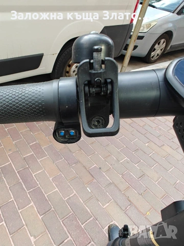 Тротинетка Segway Ninebot E2 Pro - 350W мотор, снимка 7 - Скутери и тротинетки - 55247785
