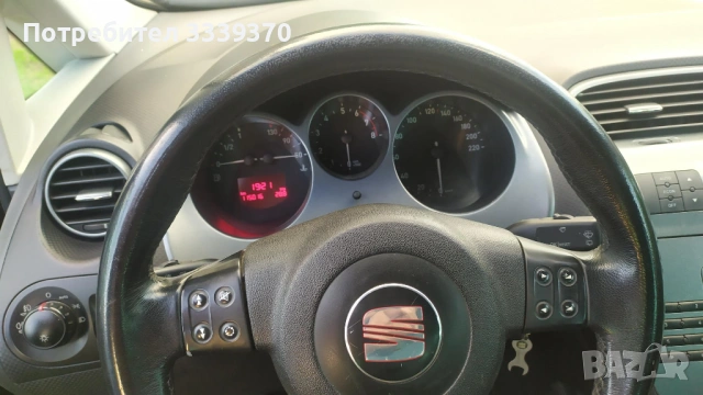 Продавам Seat Altea 1, 6 XL Бензин, снимка 3 - Автомобили и джипове - 54631423