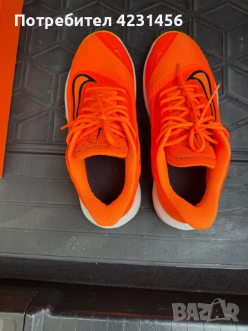 Nike, снимка 4 - Спортни обувки - 54806745