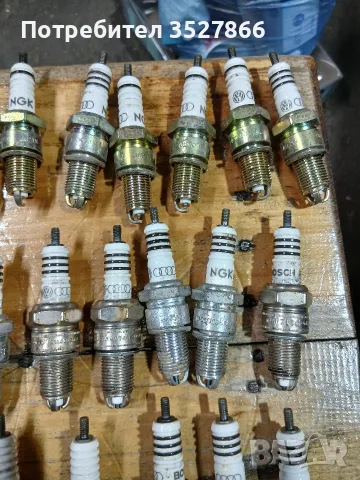 Запалителни свещи VW OEM , снимка 3 - Аксесоари и консумативи - 55412611