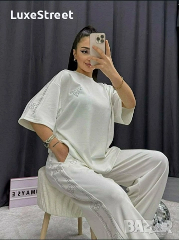 Guess 🤍Дамски Комплект - S, снимка 2 - Спортни екипи - 54619639