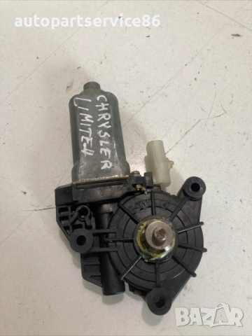 Мотор за стъкло за задна дясна врата за Chrysler Sebring 2.0 CRD (2008) 005067542AA, снимка 2 - Части - 54576578