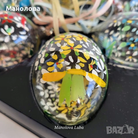 Комплект от шест стъклени, ръчно духани и изрисувани декоративни яйца, снимка 3 - Други ценни предмети - 54142297