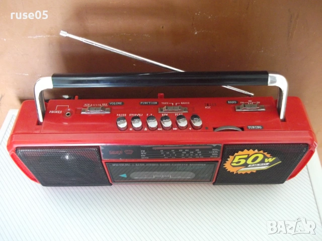 Стерео радиокасетофон "SILVER" работещ, снимка 2 - Радиокасетофони, транзистори - 54313978