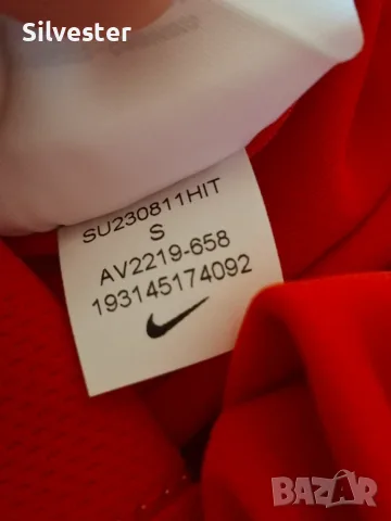 Дамски Червен Потник NIKE / Найк, 100% Оригинален с етикет, размер S, снимка 12 - Спортни екипи - 46621924