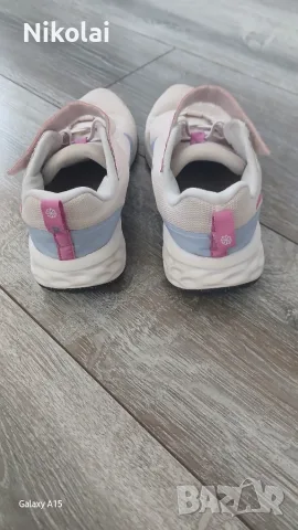 Детски маратонки Nike, снимка 2 - Детски маратонки - 55454076