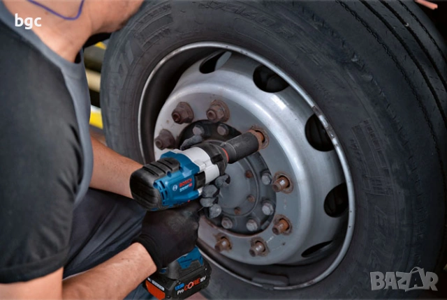 НОВ ГАЙКОВЕРТ BOSCH PROFESSIONAL GDS 18V-1050 H 18 V, 1050.00 nm Професионален, снимка 8 - Други инструменти - 54688623