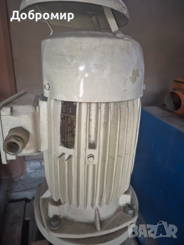 Ел.двигател фланцов 5.5 kw 2900об.мин  НОВ