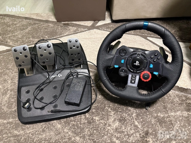 Продавам Logitech G29 с педали в добро състояние., снимка 3 - Аксесоари - 54403623