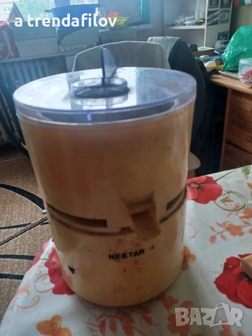 Продавам машина за сок