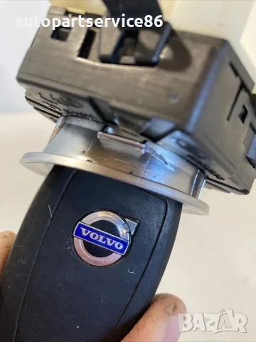 Цилиндър на контактна ключалка с ключ за Volvo C30 1.6 TDI (2012) 31300585 OEM, снимка 3 - Части - 55623237
