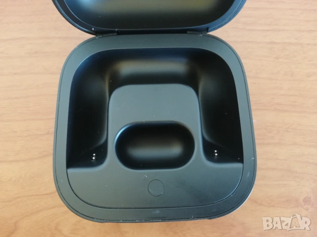 Beats PowerBeats Pro зарядна кутия, снимка 5 - Bluetooth слушалки - 54645895