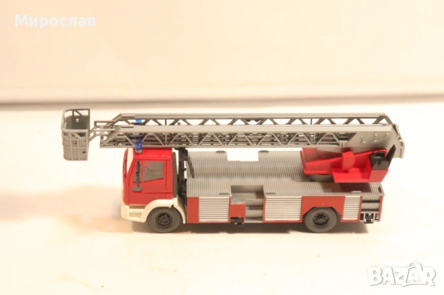WIKING H0 1/87 IVECO КАМИОН ПОЖАРНА МОДЕЛ КОЛИЧКА, снимка 2 - Колекции - 54215898