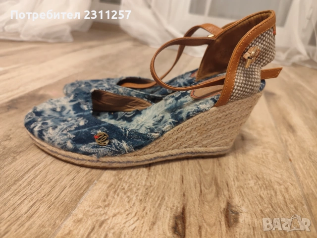 Спортно-елегантно сабо 40н., снимка 2 - Дамски обувки на ток - 54335618