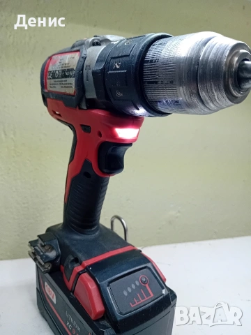 Акумулаторен Винтоверт Milwaukee m18 , снимка 4 - Винтоверти - 54163753