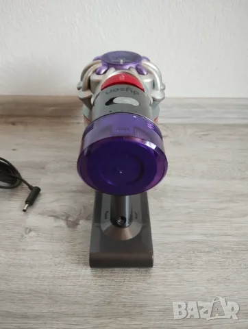 Прахосмукач Dyson V8 SV25  21.6v, снимка 6 - Прахосмукачки - 55621004