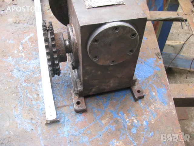 мотор редуктор, снимка 4 - Електродвигатели - 54000358