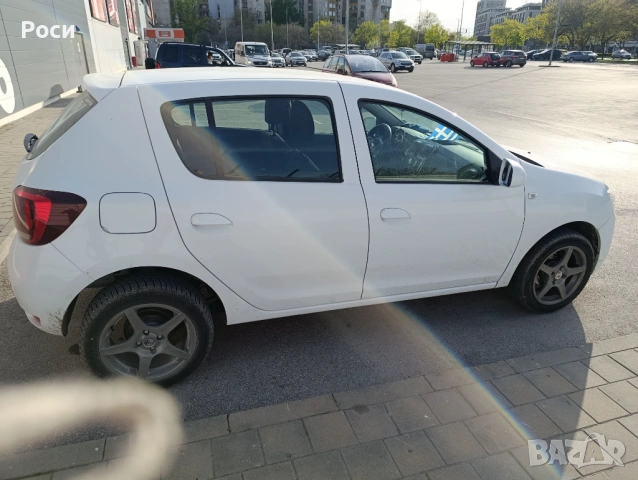 Продавам Дачия Сандеро , снимка 4 - Автомобили и джипове - 52804578