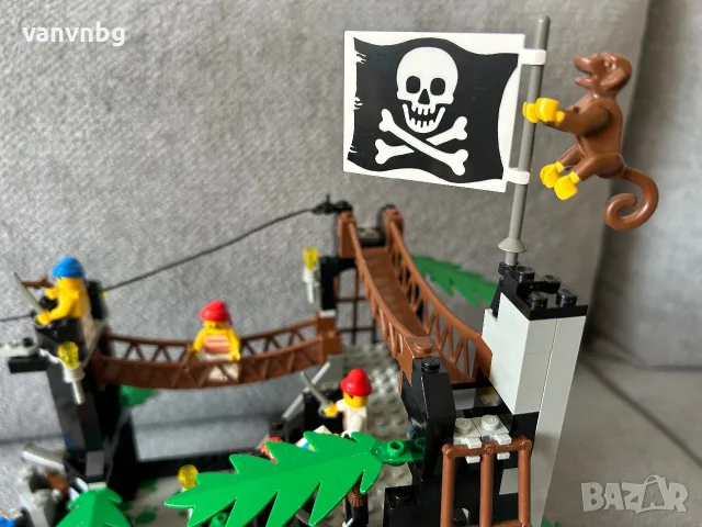 Lego Pirates 6273 Rock Island Refuge, снимка 5 - Конструктори - 55593849