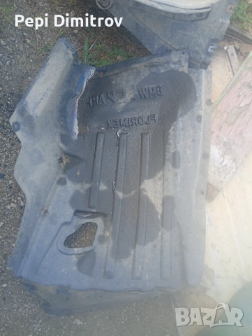 Преден ляв подкалник за BMW E87 2004-2007 , снимка 2 - Части - 54539834