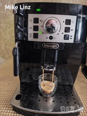 Delonghi ECAM 22.110.B Magnifica S , снимка 4 - Кафемашини - 54580175