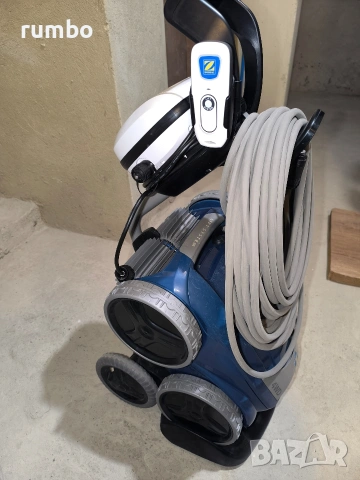 Продавам робот за басейн Zodiac 4WD, снимка 3 - Басейни и аксесоари - 54221793