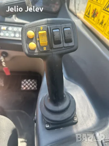 Телескопичен товарач Caterpillar TH337C, снимка 8 - Селскостопанска техника - 55672557