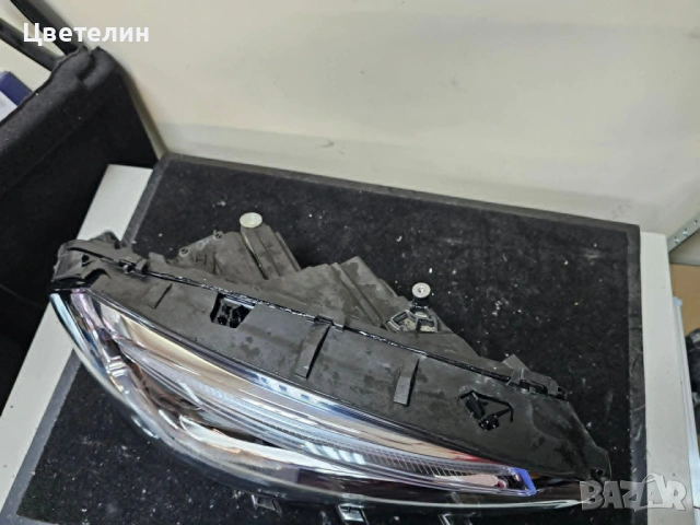 Десен фар за Mercedes GLA W247 в добро състояние., снимка 6 - Части - 54430138