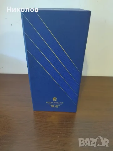 Продавам кутия от уиски Chivas Royal Salute 21 Year Blended Scotch Whisky, снимка 4 - Други ценни предмети - 55516451