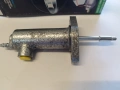Горна помпа за съединител на на MERCEDES w123 бус 207 208, снимка 3