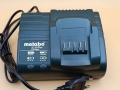 Metabo SC 60 Plus зарядно , снимка 2