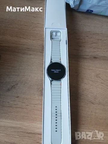 Samsung Galaxy Watch 7 44mm в ГАРАНЦИЯ, снимка 3 - Смарт часовници - 55442297