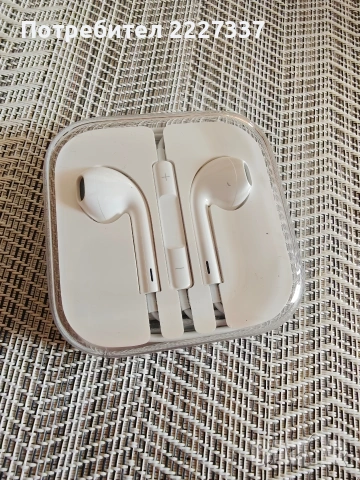 Оригинални слушалки Apple EarPods (Lightning) – чисто нови, от комплект на iPhone 12