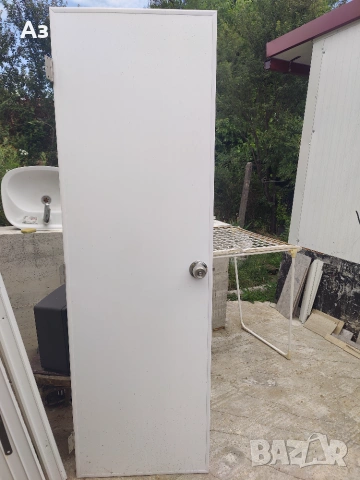 Продавам PVC Каса с врата за баня 60х195 см., дясна, снимка 4 - Врати за баня - 55216132