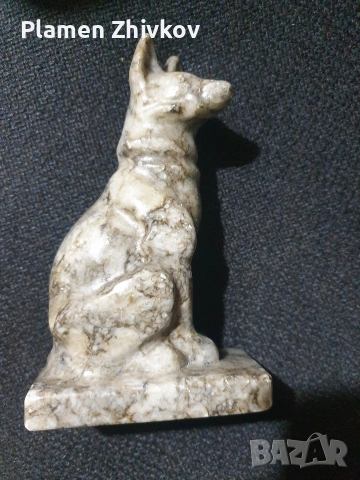 пластика от камък / немска овчарка/, снимка 2 - Антикварни и старинни предмети - 54037679