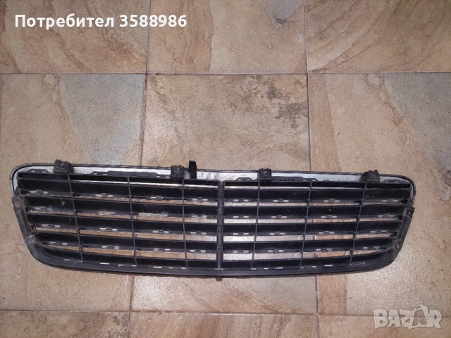 Решетка за Mercedes W203, снимка 2 - Аксесоари и консумативи - 54749438