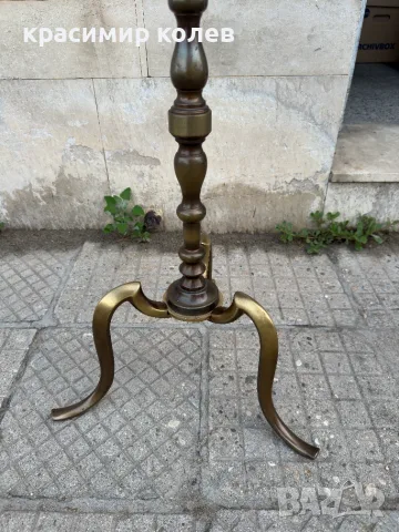 голям месингов свещник, снимка 4 - Антикварни и старинни предмети - 55381033