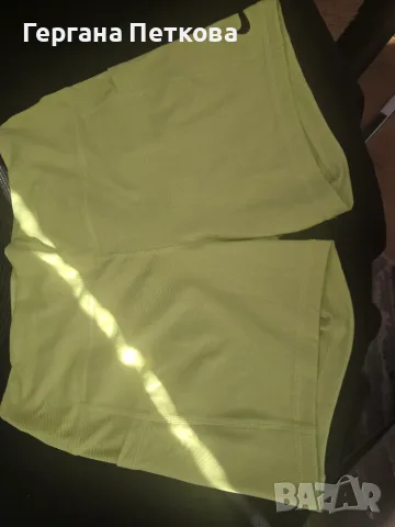 Дамски къси гащи Nike