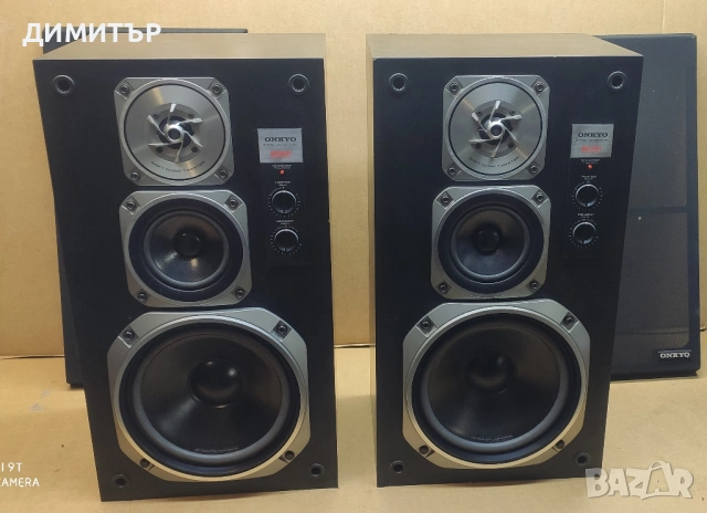 трилентови тонколони ONKYO SC-401