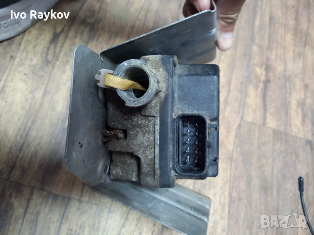 Актуатор автопилот за Opel Vectra B , GM 25161135, снимка 2 - Части - 55265327