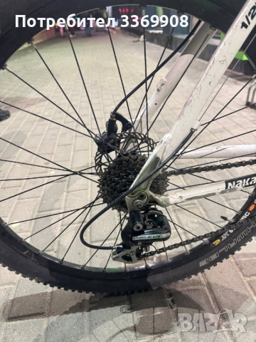 Aлуминиев фирменен велосипед, снимка 3 - Велосипеди - 53962732