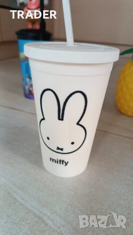 чаша за път термос със сламка spongebob squarepants Спонджбоб квадратни гащи  Miffy ананас, снимка 9 - Чаши - 32056460