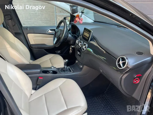 Mercedes-Benz B200 CDI, снимка 10 - Автомобили и джипове - 55556859