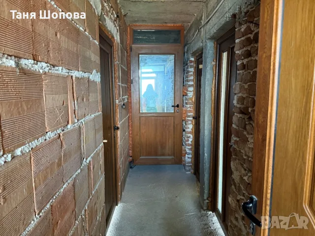 Триетажна къща за продажба в село Коларово, община Петрич , снимка 18 - Къщи - 49891845