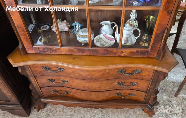Барокова витрина с чекмеджета, снимка 5 - Шкафове - 54133661