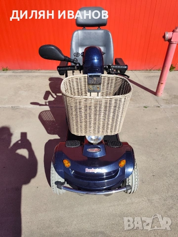 Електрическа четириколка 