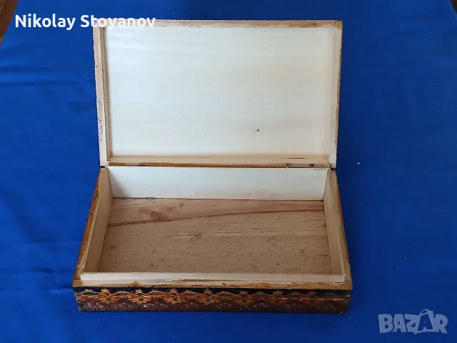 дървена кутийка - Ръчно рисувана, снимка 4 - Антикварни и старинни предмети - 55303639