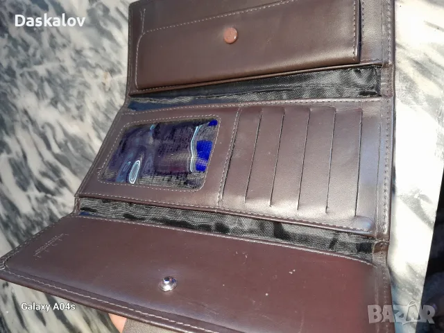 Продавам женско кожено портмоне, снимка 4 - Портфейли, портмонета - 55352708